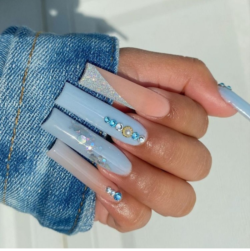 pastel blue nails