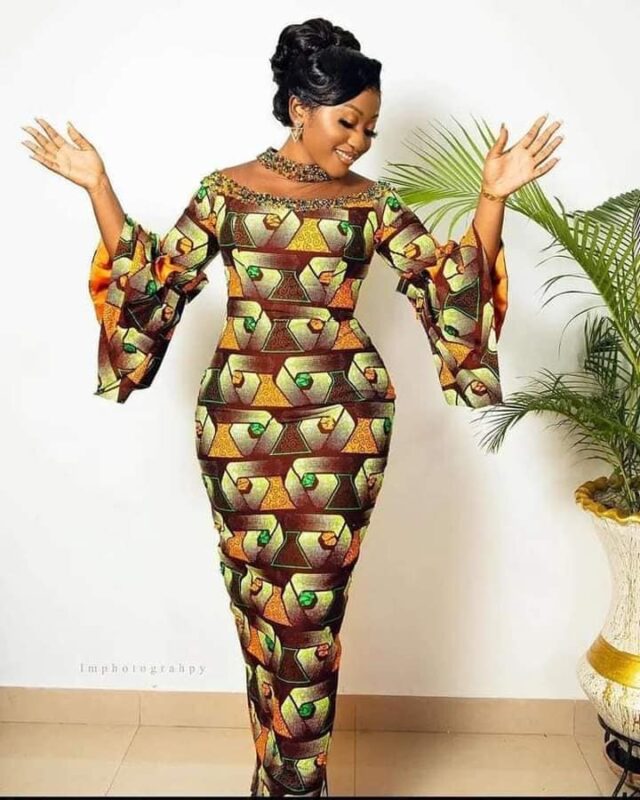 “African Glamour Unleashed: Showcasing Ankara Gown Styles that Define Contemporary Beauty πΊπ”