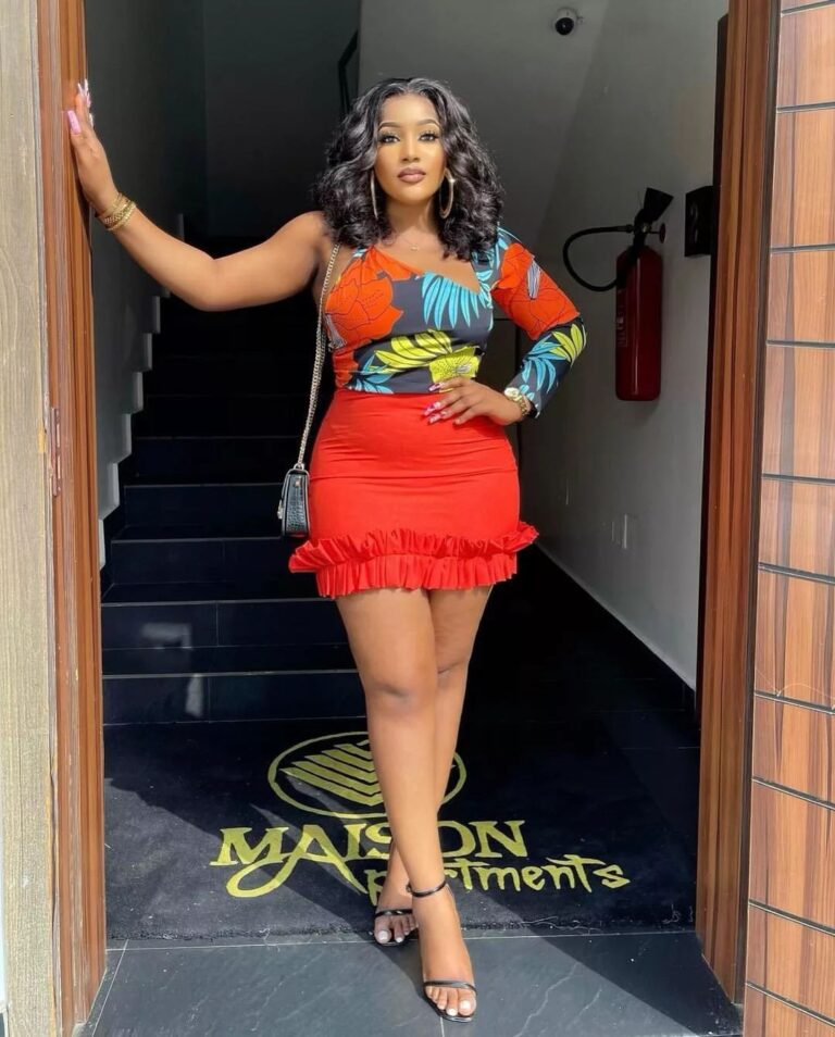 [GALLERY] – Fascinating Ways To Styles And Rock This Beautiful Ankara. Volume 35