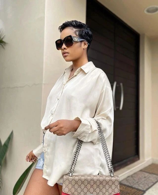 Chic on the Street! 33 Street Style Looks Worth Recreating This Month