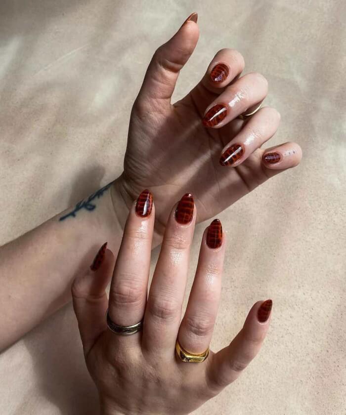 Try 5 Warm Nail Colors To Embrace The Fall